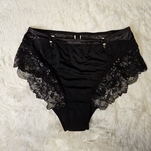 City Chic Renay Hi Brief - black NWT | Size 14/XL